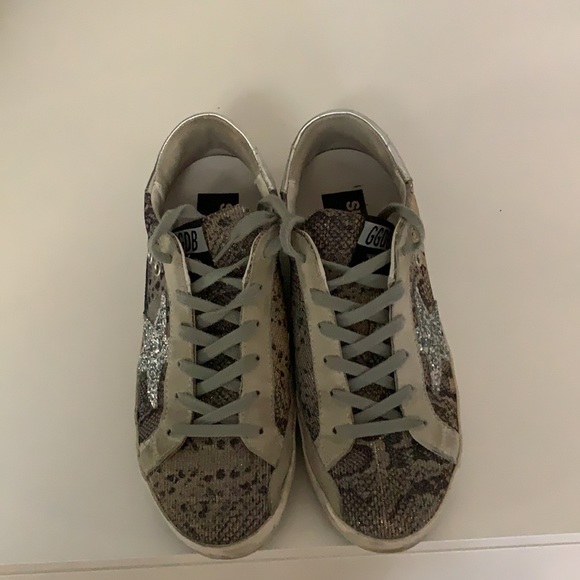 Exclusive Golden Goose sneakers - Picture 2 of 12